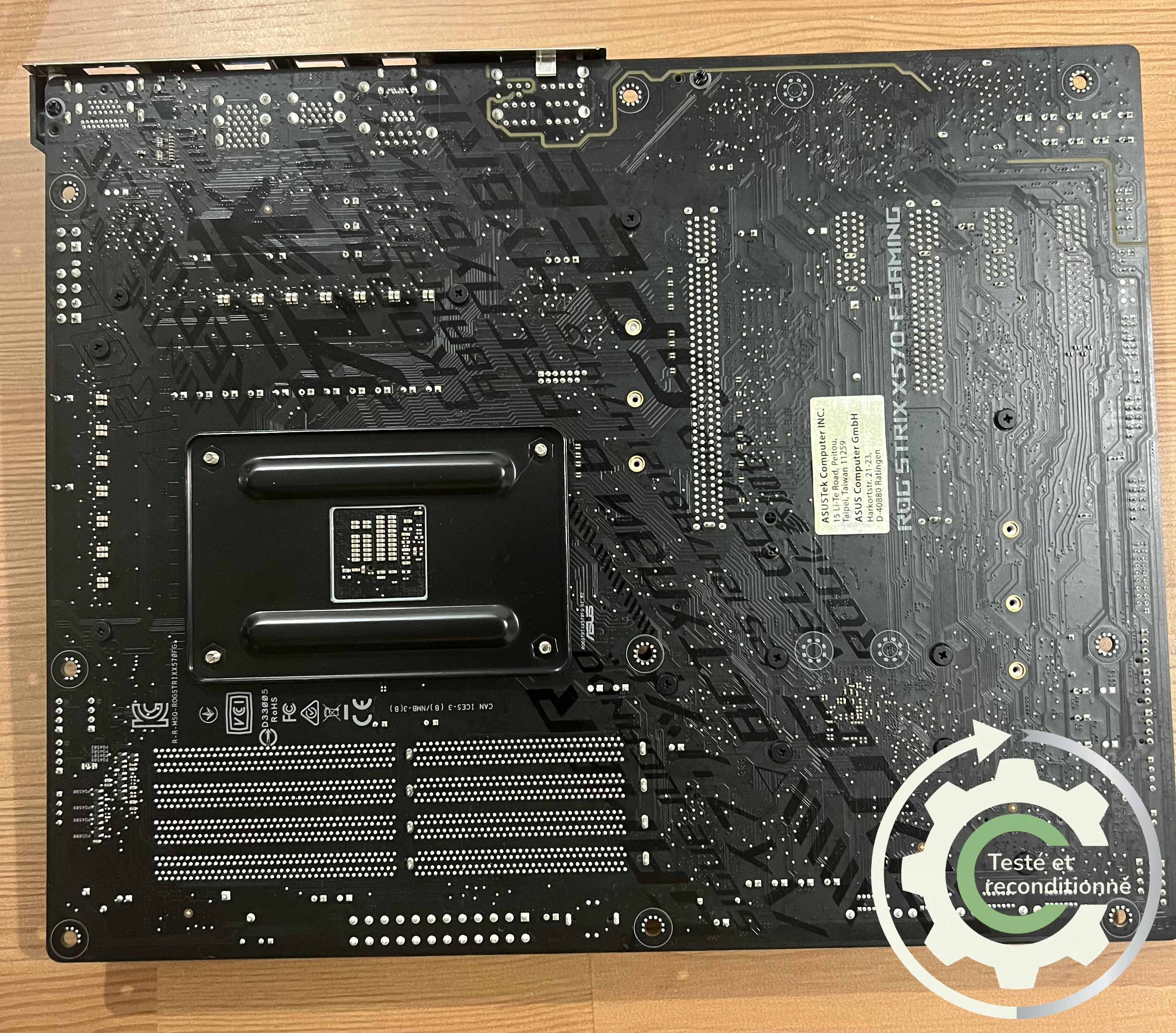 ASUS ROG STRIX X570-F GAMING - Reconditionnée