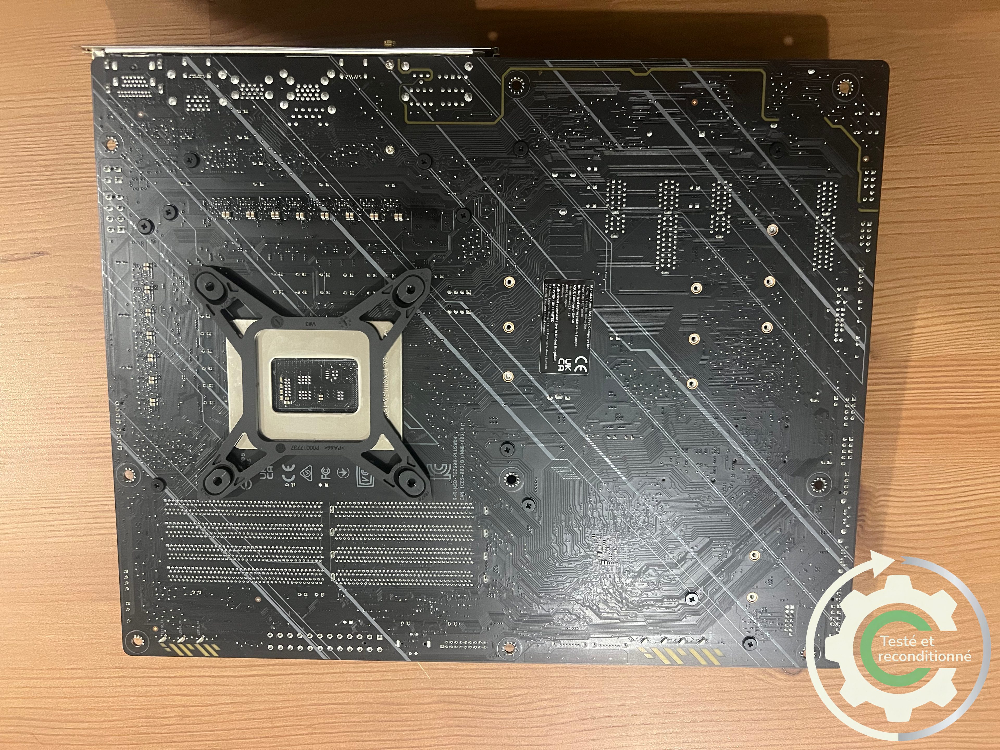 ASUS TUF GAMING Z690‑PLUS WIFI D4 - Reconditionnée