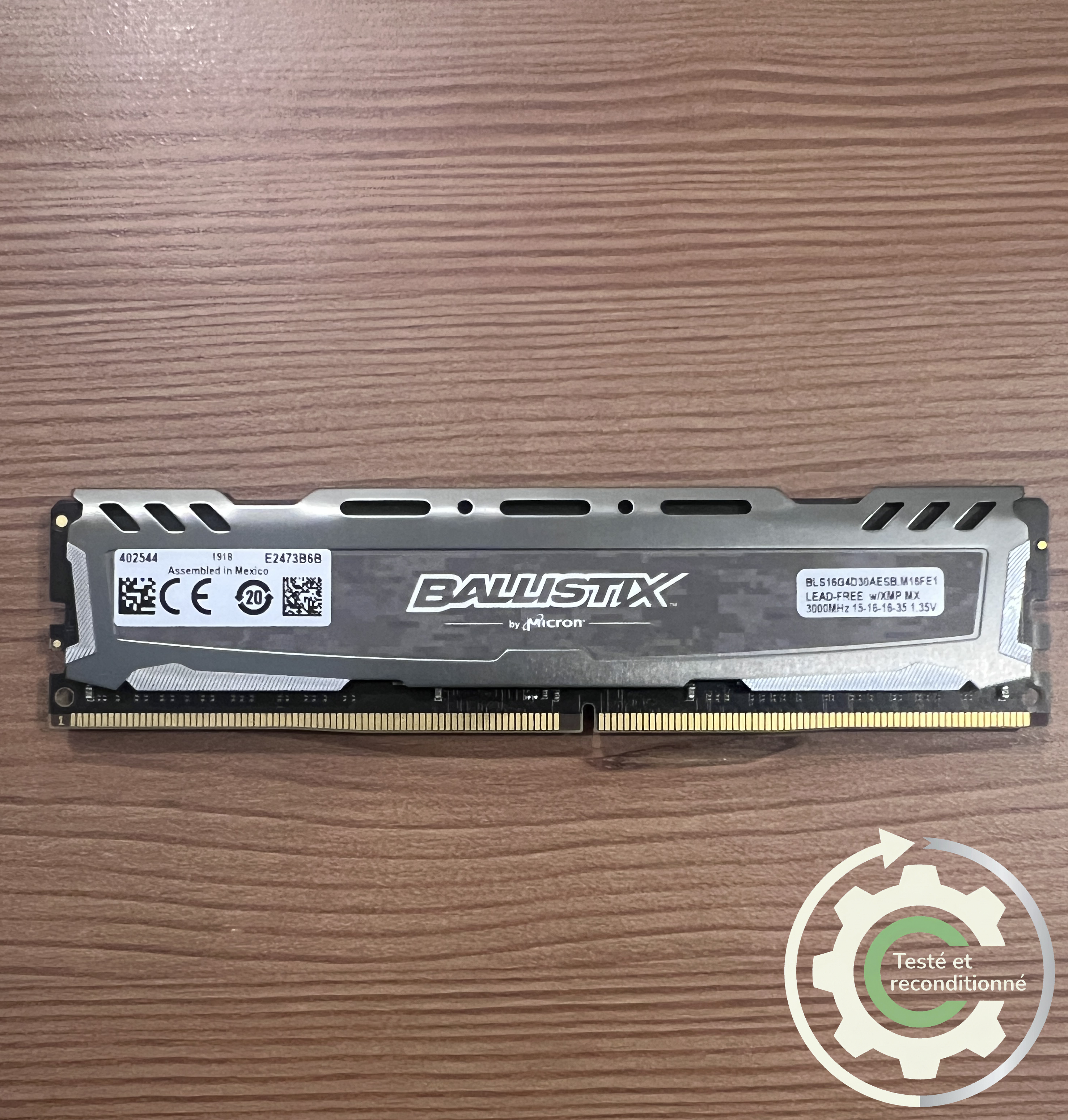 Crucial Ballistix Sport LT - 16 Go (1x16 Go) - DDR4 2666 MHz CL16 - Reconditionnée