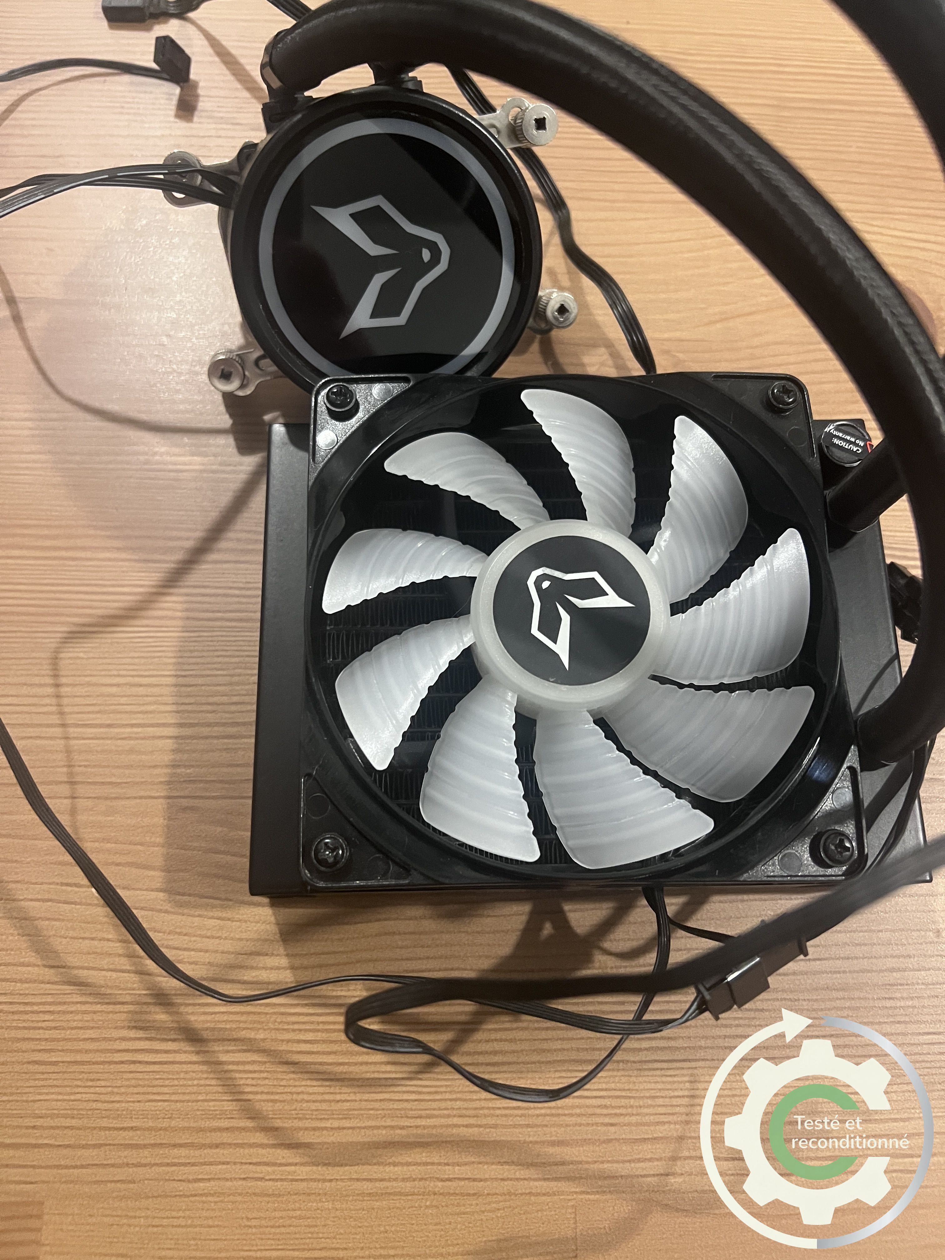 Fox Spirit LightFlow AIO 120 ARGB - Reconditionné