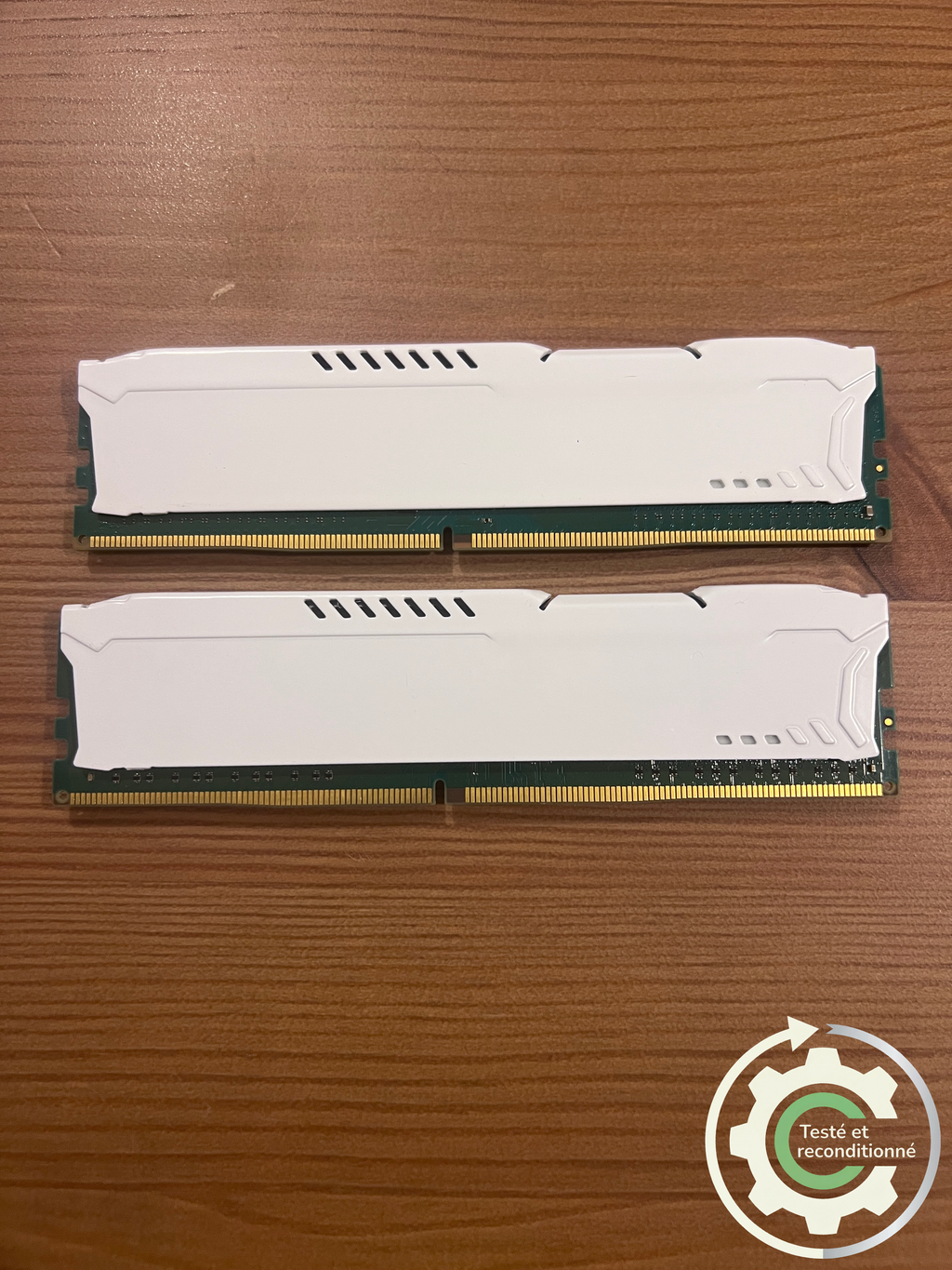 Kingston Fury HyperX - 16 Go (2x8 Go) - DDR4 2400 MHz CL16 - Reconditionnée