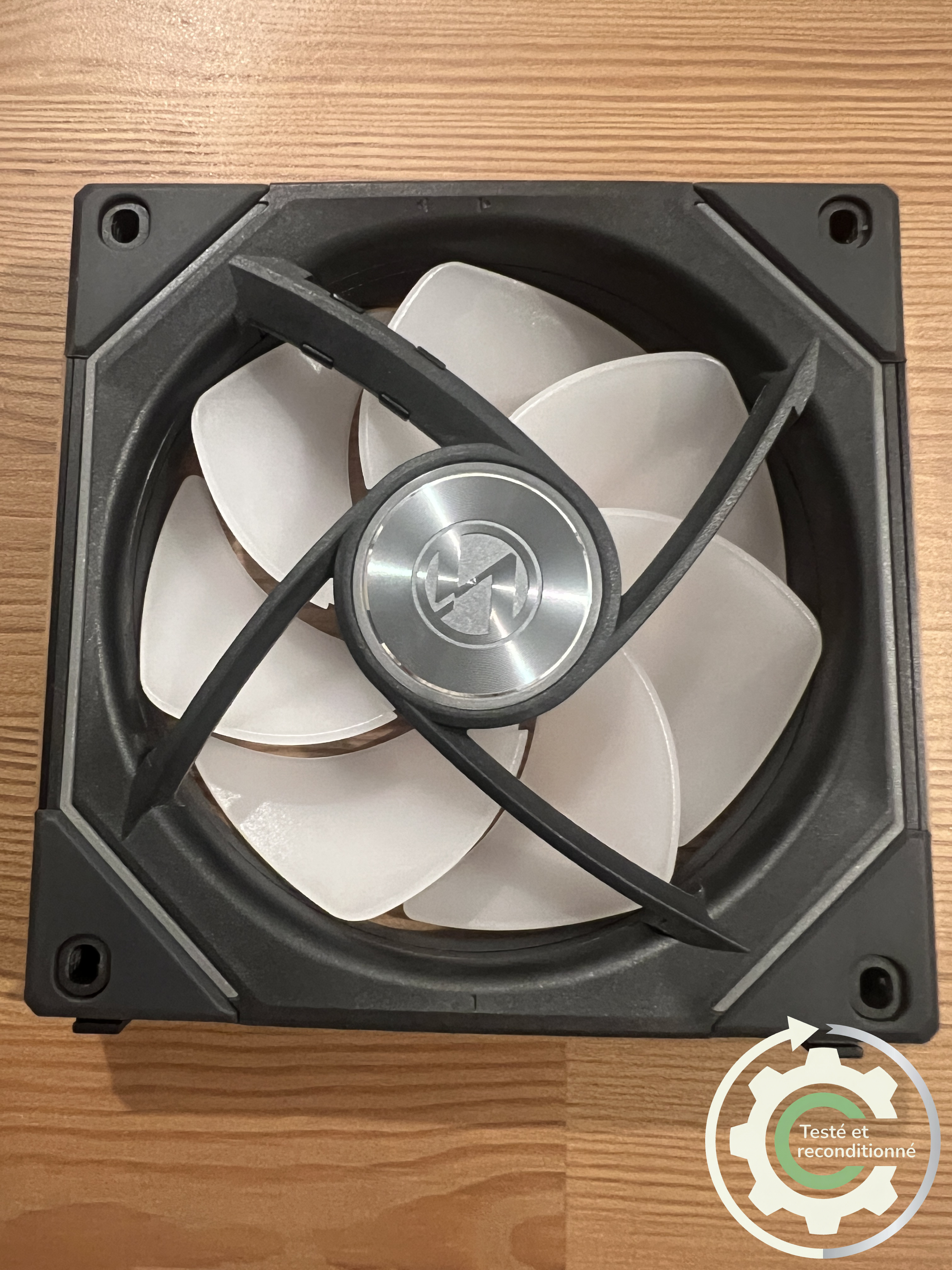 Lian Li UNI FAN SL-INF 120 mm - Reconditionné